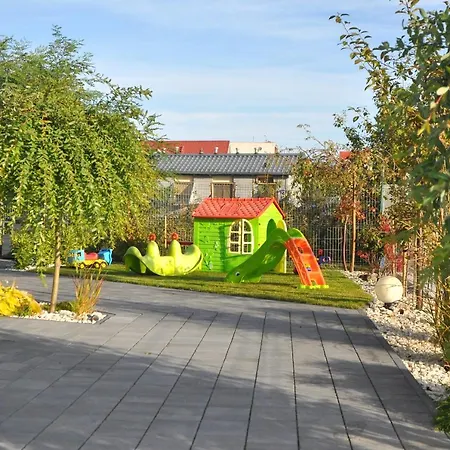 Willa Dobrylko II -Apartamenty Rewa Exterior photo