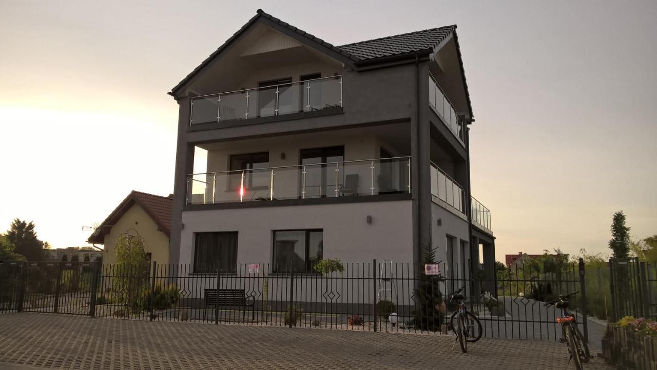 Dobrylko Ii -apartamenty Rewa